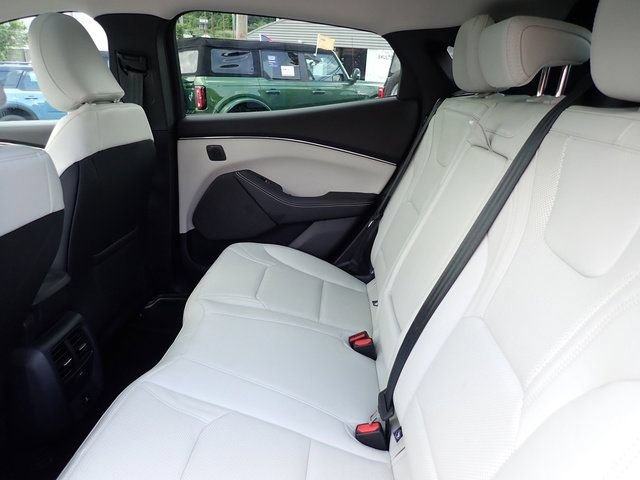 Certified 2025 Ford Mustang Mach-E Premium AWD/4WD image 19