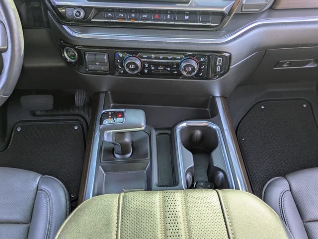 Used 2024 Chevrolet Silverado 1500 High Country w/ Midnight Edition AWD/4WD image 19