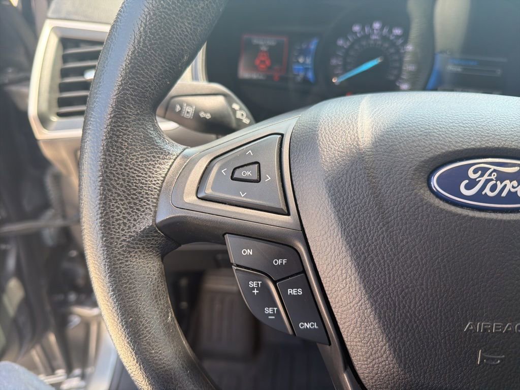 Certified 2023 Ford Edge SE w/ Black Appearance Package AWD/4WD image 19