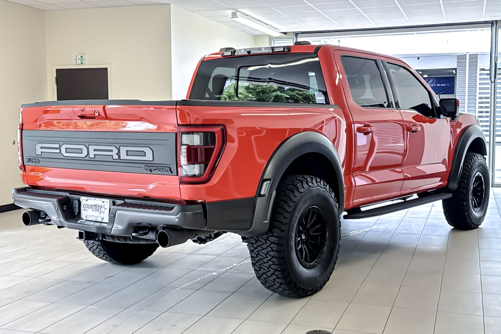 Certified 2022 Ford F150 Raptor w/ Equipment Group 801A High AWD/4WD image 4