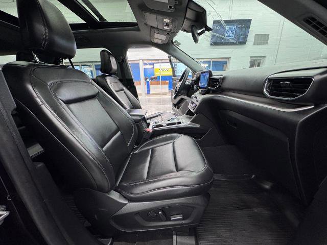 Certified 2023 Ford Explorer XLT w/ Equipment Group 202A image 34