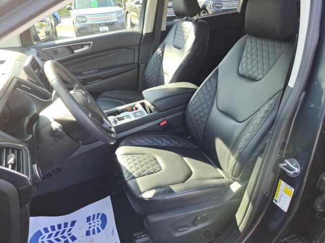Certified 2024 Ford Edge Titanium AWD/4WD image 12
