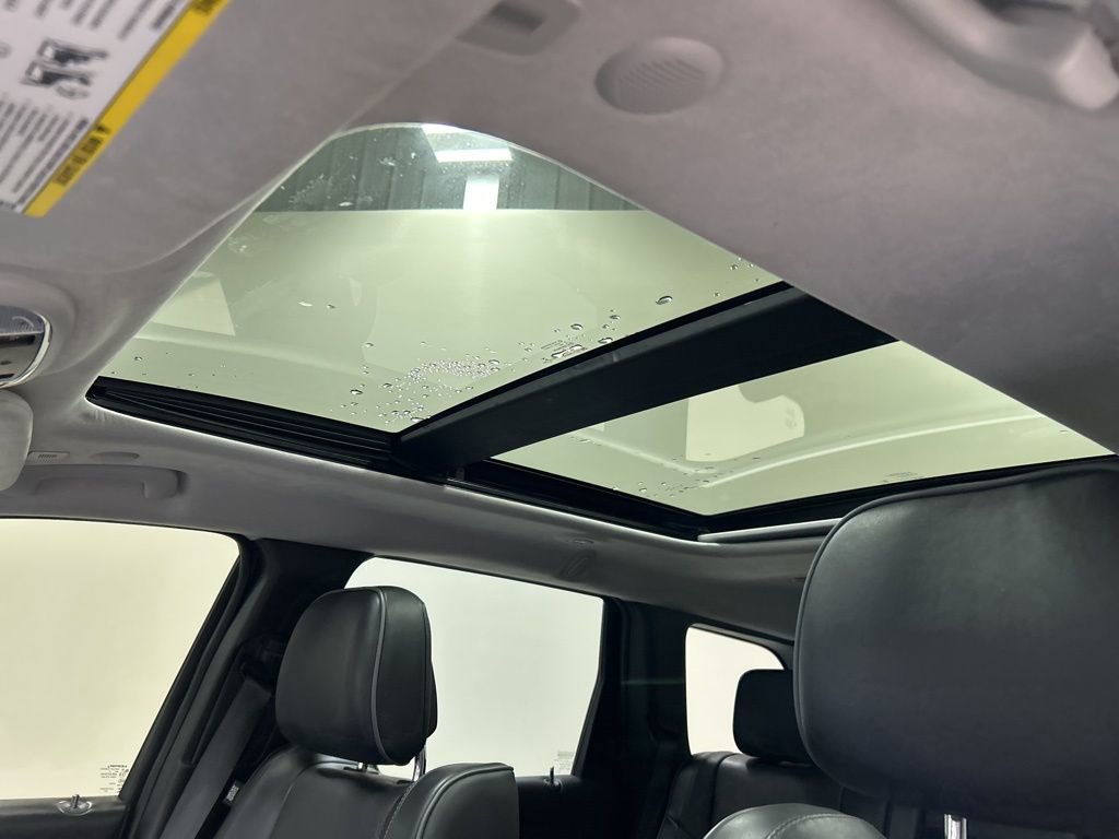 Used 2020 Jeep Grand Cherokee Summit w/ Platinum Series Group image 28