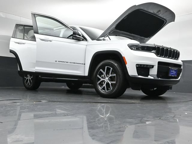 Used 2025 Jeep Grand Cherokee L Limited w/ Luxury Tech Group II AWD/4WD image 54