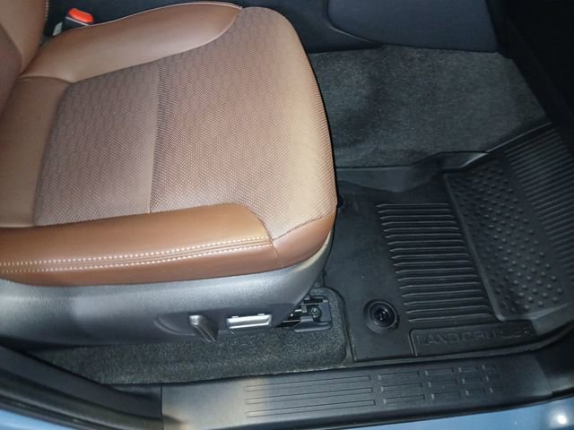Used 2025 Toyota Land Cruiser w/ Premium Package AWD/4WD image 49