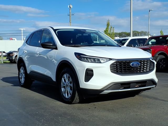 Certified 2023 Ford Escape Active AWD/4WD image 3