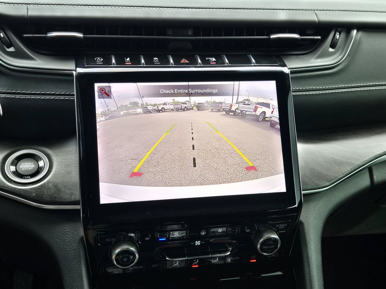 Used 2022 Jeep Grand Cherokee L Overland AWD/4WD image 29