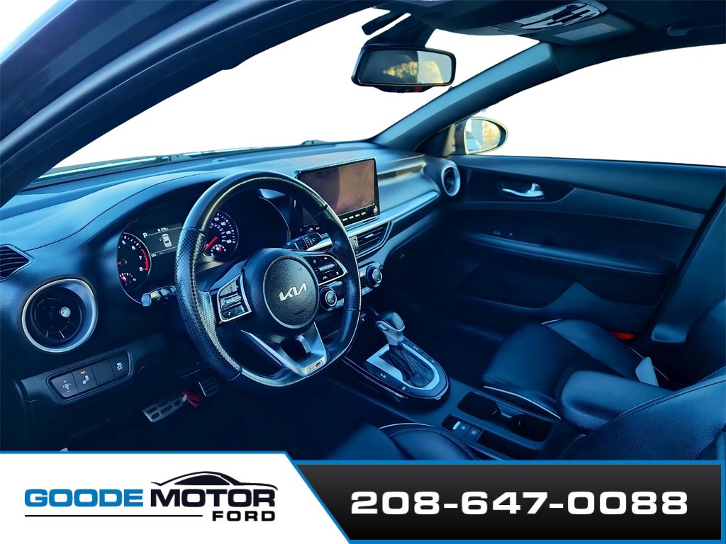 Used 2024 Kia Forte GT-Line w/ GT-Line Premium Package image 9