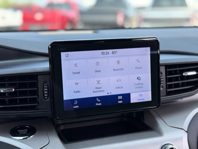 Certified 2024 Ford Explorer XLT w/ Class IV Trailer Tow Package AWD/4WD image 21