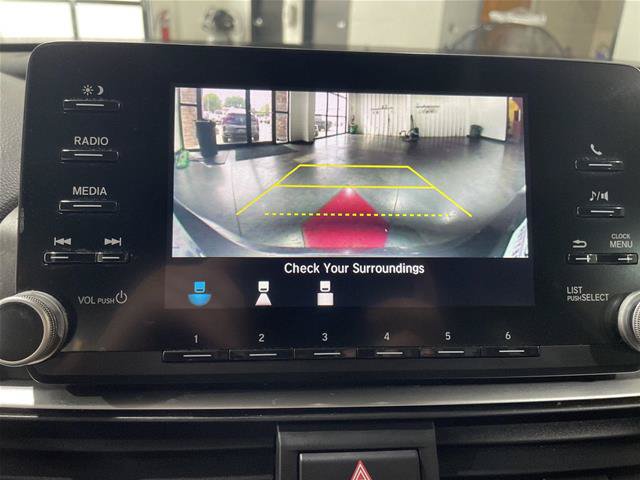 Used 2019 Honda Accord LX image 27