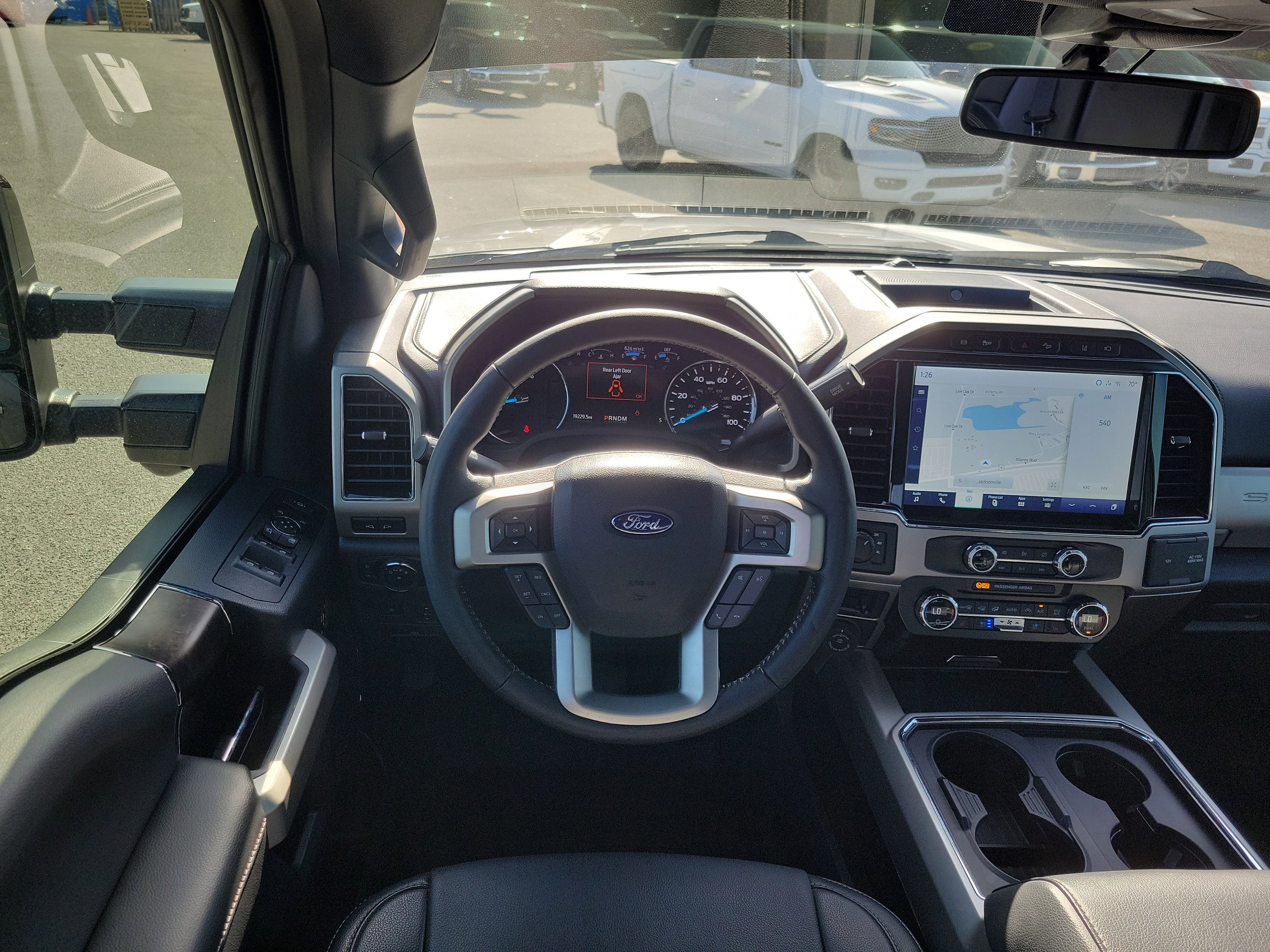 Certified 2022 Ford F350 Lariat w/ Black Appearance Package image 21