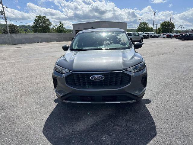 Certified 2025 Ford Escape Active FWD image 2