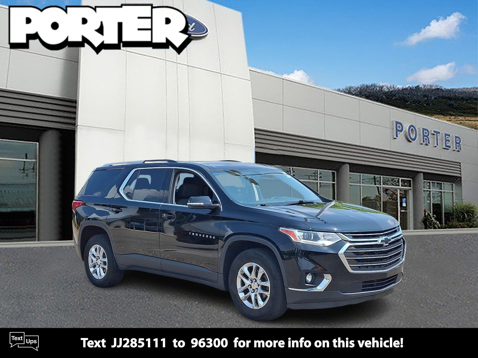 Used 2018 Chevrolet Traverse LT AWD/4WD image 1