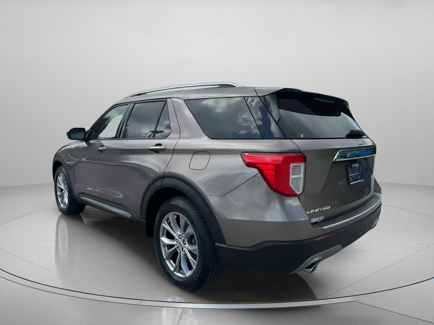 Certified 2021 Ford Explorer Limited w/ Equipment Group 301A image 13