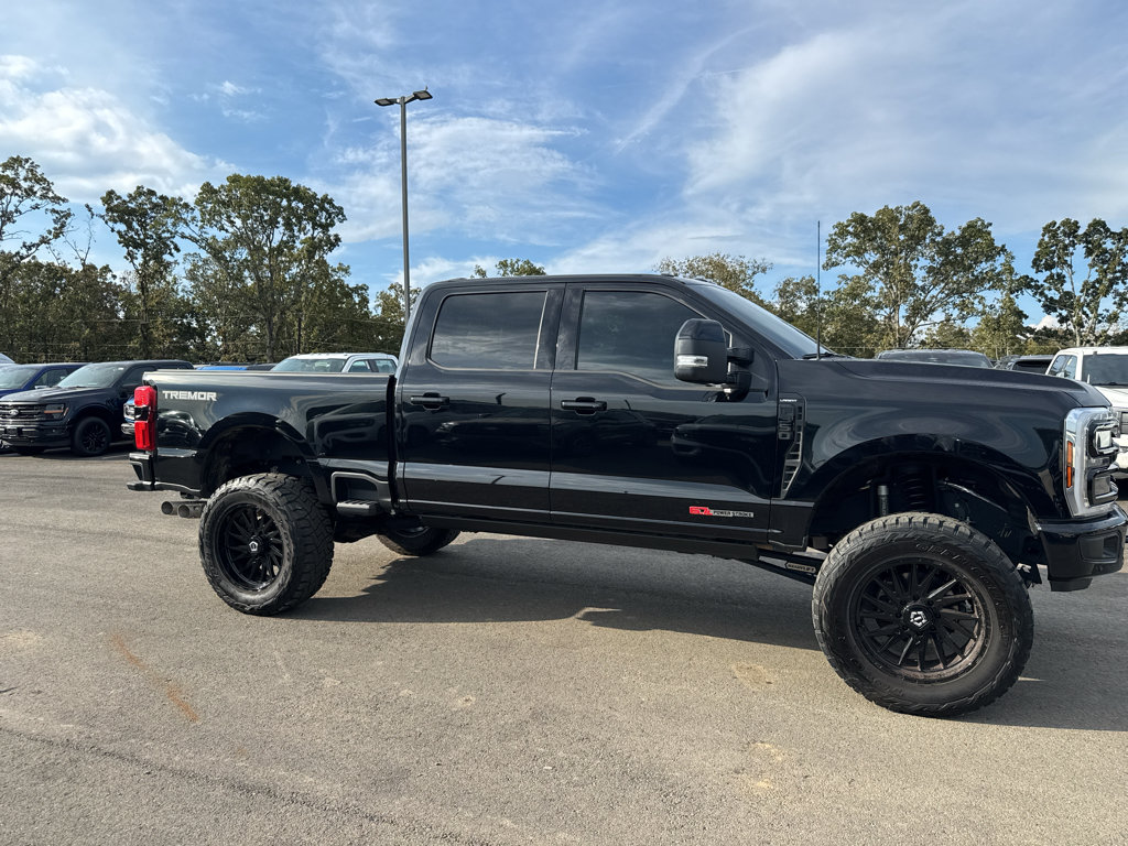 Certified 2024 Ford F350 Lariat w/ Lariat Ultimate Package AWD/4WD image 4
