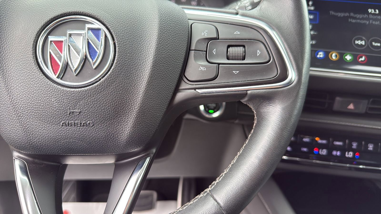 Used 2023 Buick Envision Preferred FWD image 15