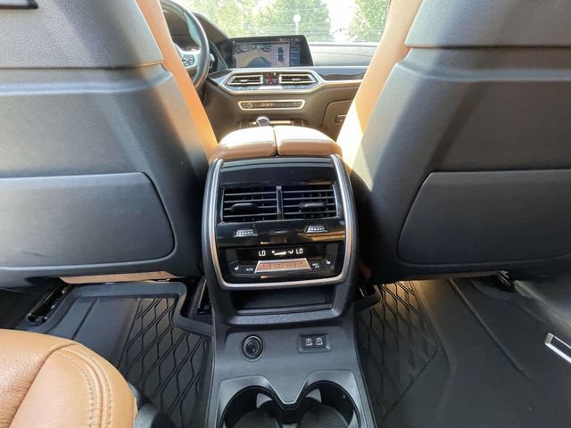Used 2021 BMW X7 M50i w/ Cold Weather Package AWD/4WD image 20