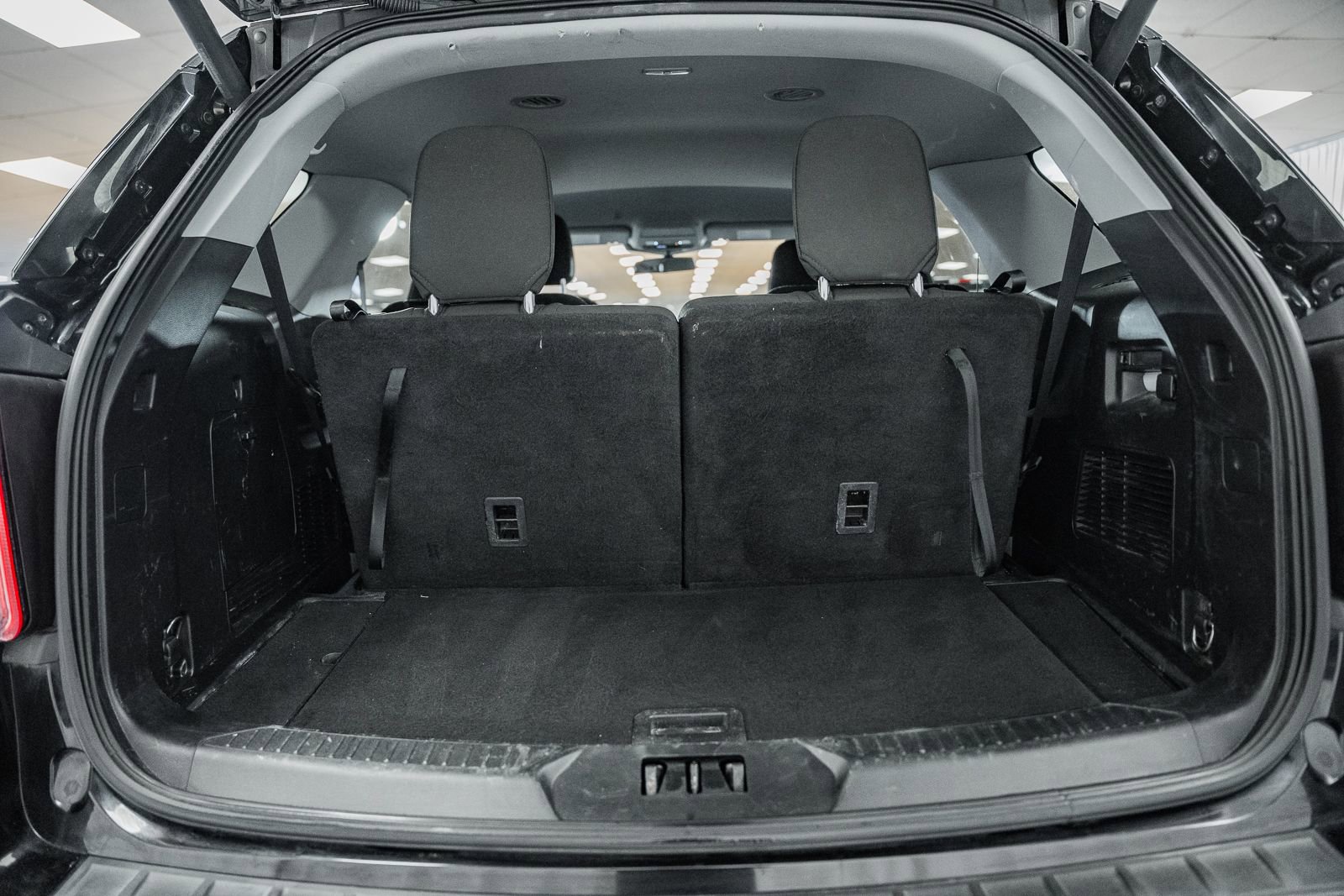 Certified 2021 Ford Explorer XLT w/ Class III Trailer Tow Package image 13