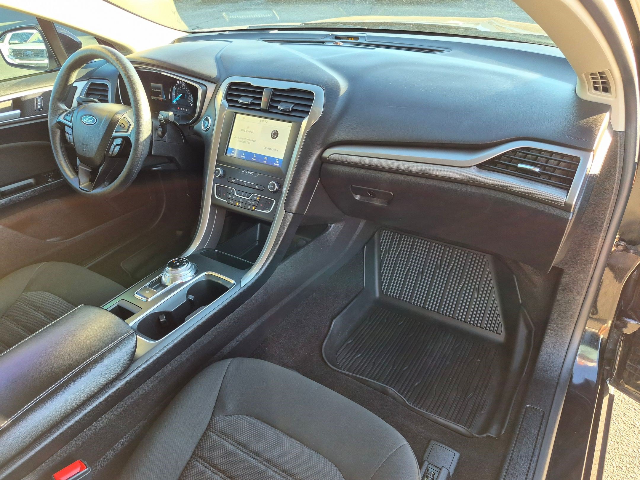 Certified 2020 Ford Fusion SE AWD/4WD image 33
