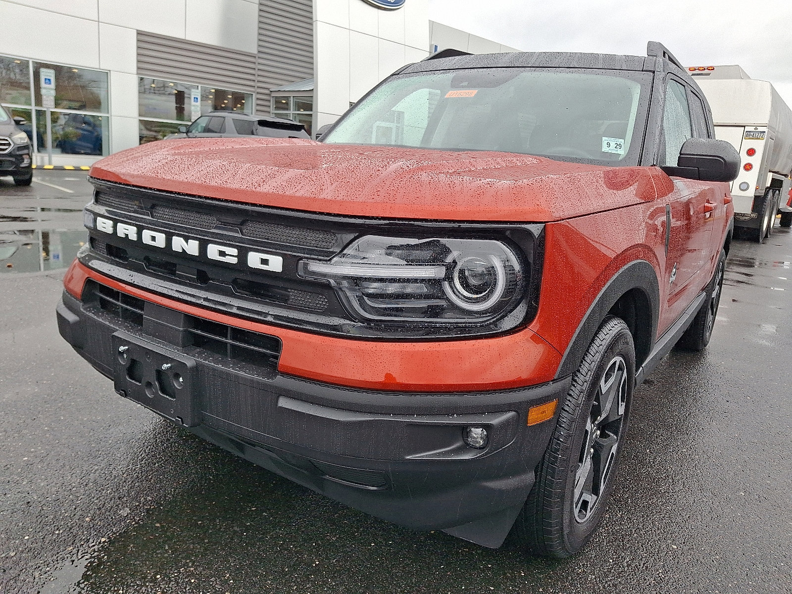 Certified 2024 Ford Bronco Sport Outer Banks w/ Tech Package image 10