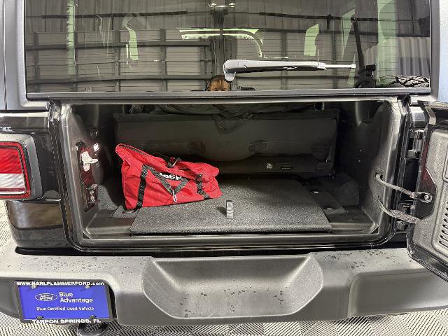 Used 2022 Jeep Wrangler Sport S image 9