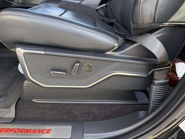 Certified 2022 Ford F150 Raptor w/ Raptor 37 Performance Package AWD/4WD image 17