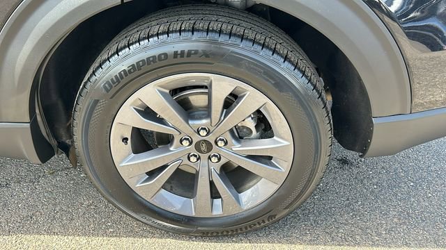 Certified 2024 Ford Explorer XLT w/ Equipment Group 202A AWD/4WD image 6
