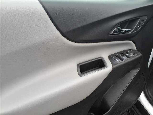 Used 2019 Chevrolet Equinox LS w/ LS Convenience Package image 9