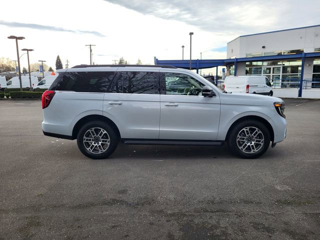 Certified 2025 Ford Expedition Active AWD/4WD image 10