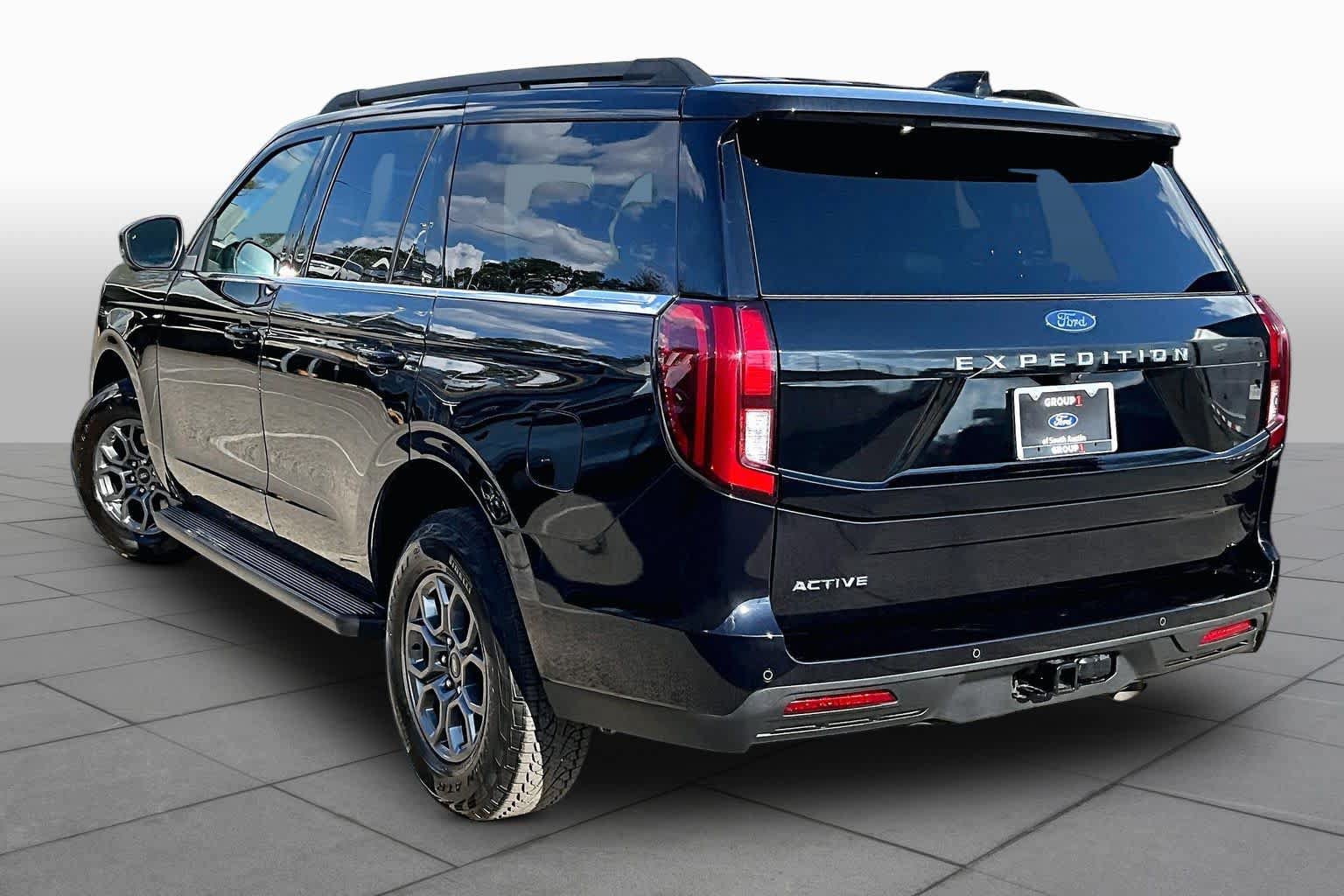 Certified 2026 Ford Expedition Active RWD image 12
