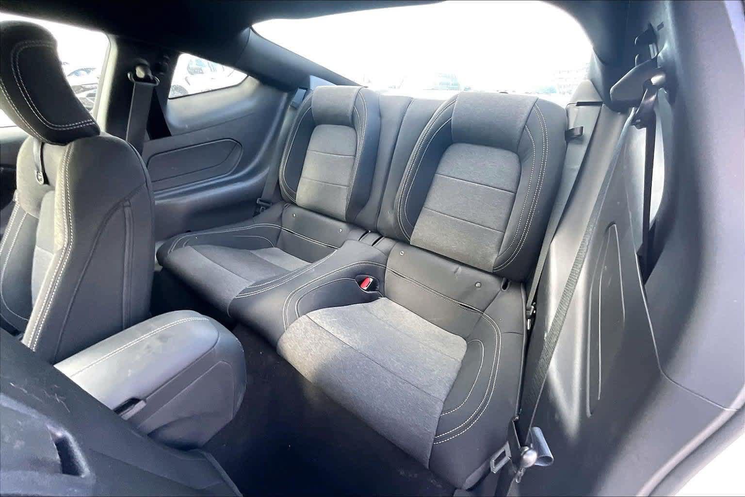 Certified 2025 Ford Mustang Coupe RWD image 28
