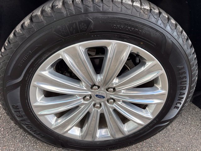 Certified 2022 Ford Explorer Limited w/ Equipment Group 301A AWD/4WD image 12