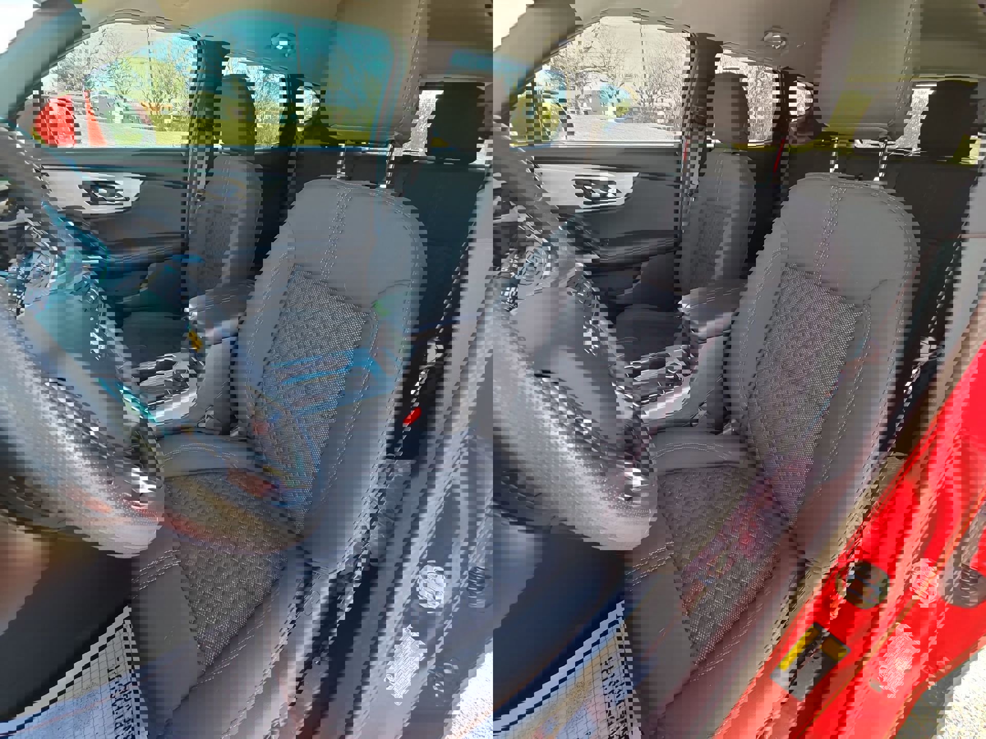 Used 2022 Chevrolet Blazer LT image 11