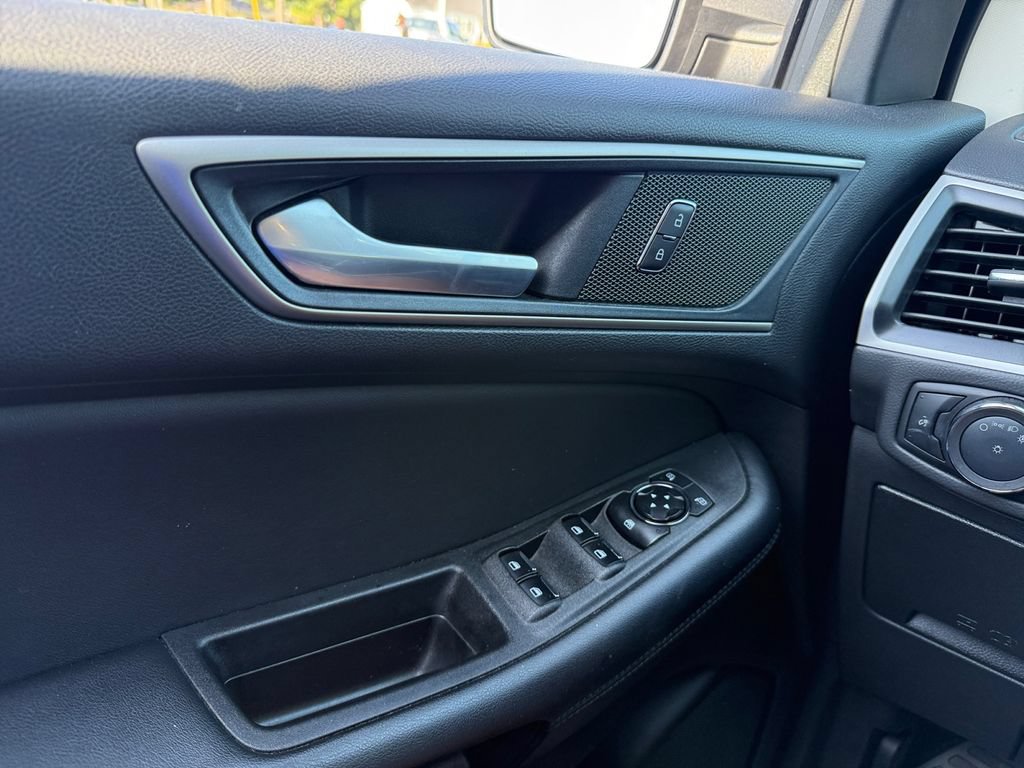 Certified 2024 Ford Edge SEL AWD/4WD image 17