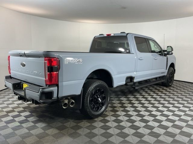 Certified 2025 Ford F350 Lariat w/ Black Appearance Package AWD/4WD image 4