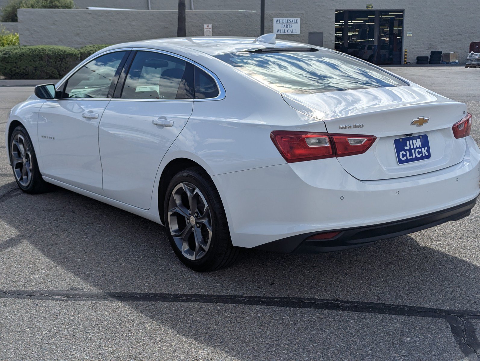 Used 2024 Chevrolet Malibu LT FWD image 4