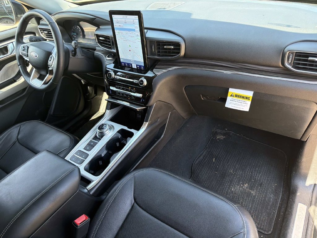 Certified 2023 Ford Explorer Limited w/ Limited Technology Package RWD image 16