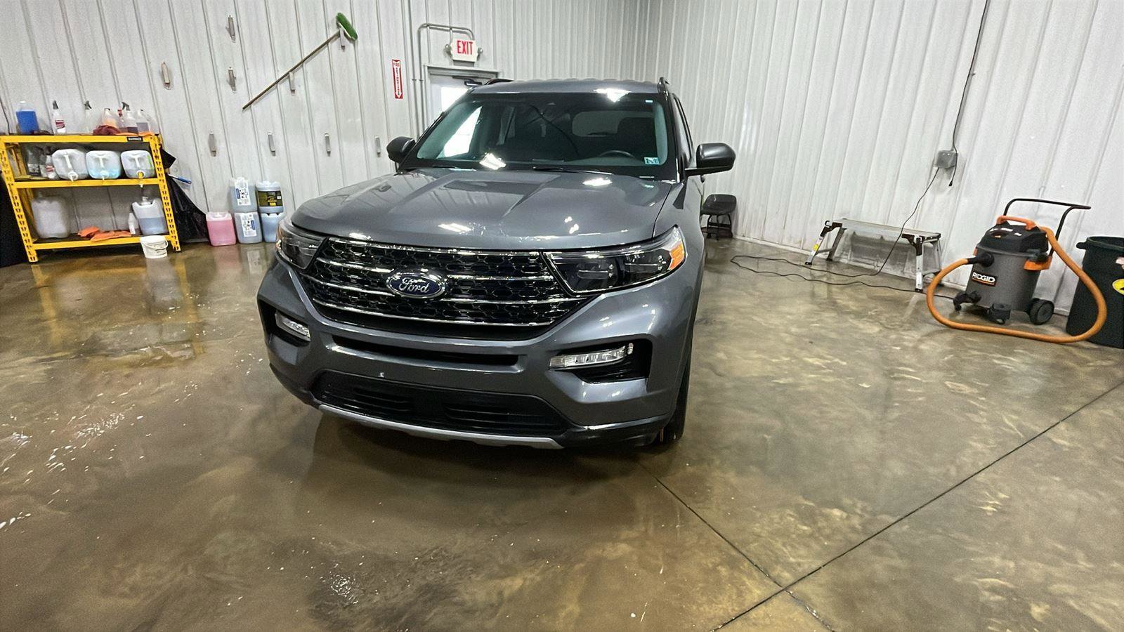 Certified 2023 Ford Explorer XLT w/ Equipment Group 202A image 1