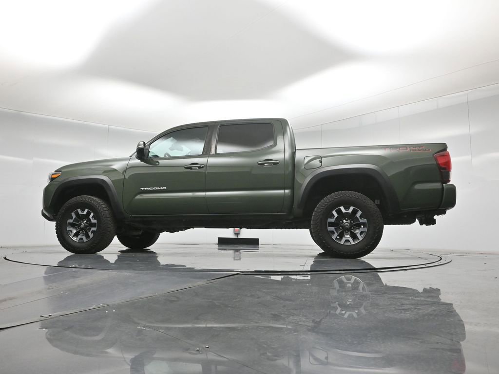 Used 2022 Toyota Tacoma TRD Off-Road w/ Technology Package RWD image 53
