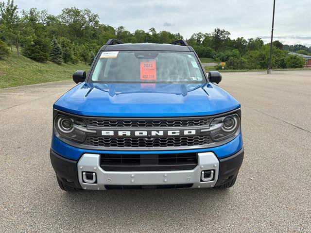 Certified 2025 Ford Bronco Sport Badlands AWD/4WD image 7