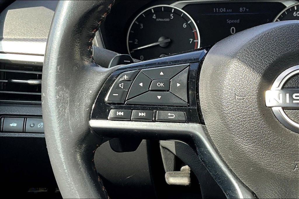 Used 2024 Nissan Altima 2.5 SR FWD image 11