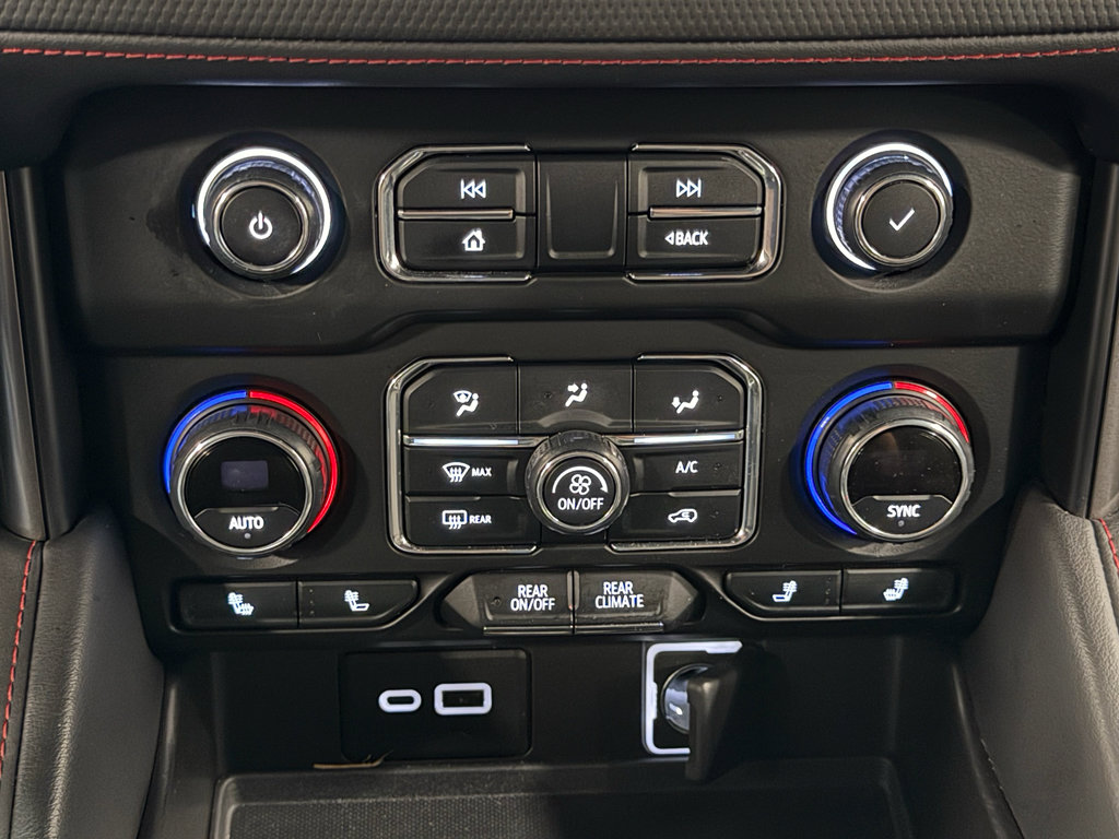 Used 2021 Chevrolet Tahoe RST w/ Luxury Package image 25