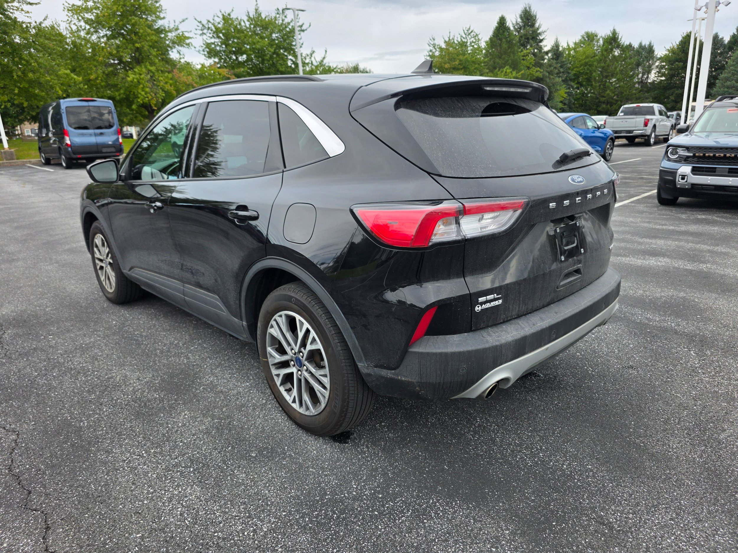 Certified 2022 Ford Escape SEL AWD/4WD image 3