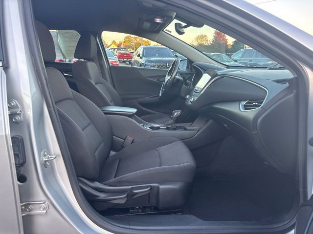 Used 2021 Chevrolet Malibu RS FWD image 29