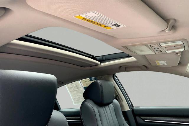 Used 2021 Honda Accord Touring image 14