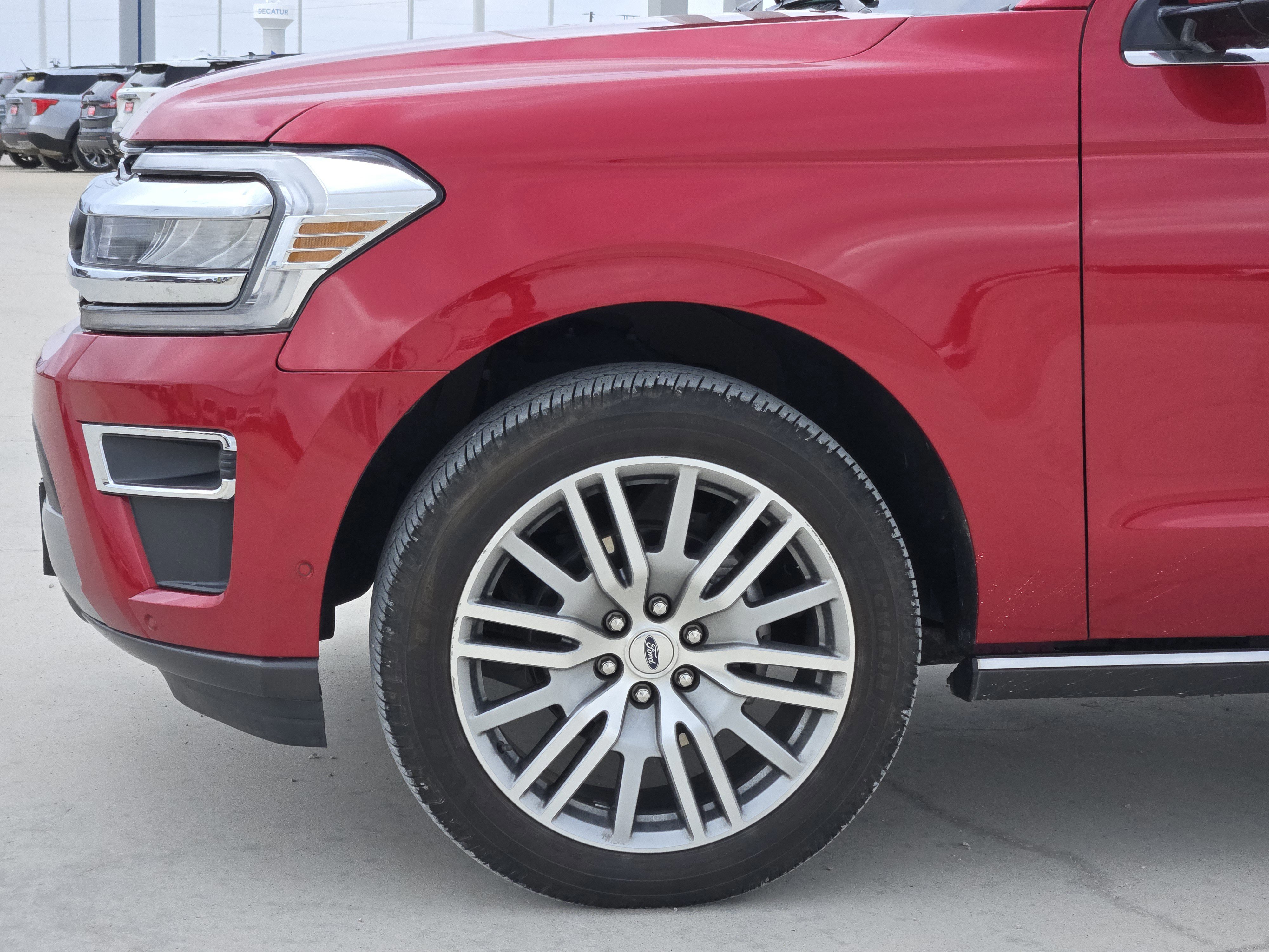 Certified 2022 Ford Expedition Limited image 8