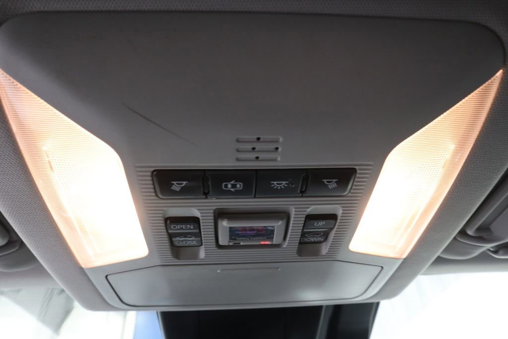 Used 2019 Toyota RAV4 XLE Premium w/ Cold Weather Package AWD/4WD image 35