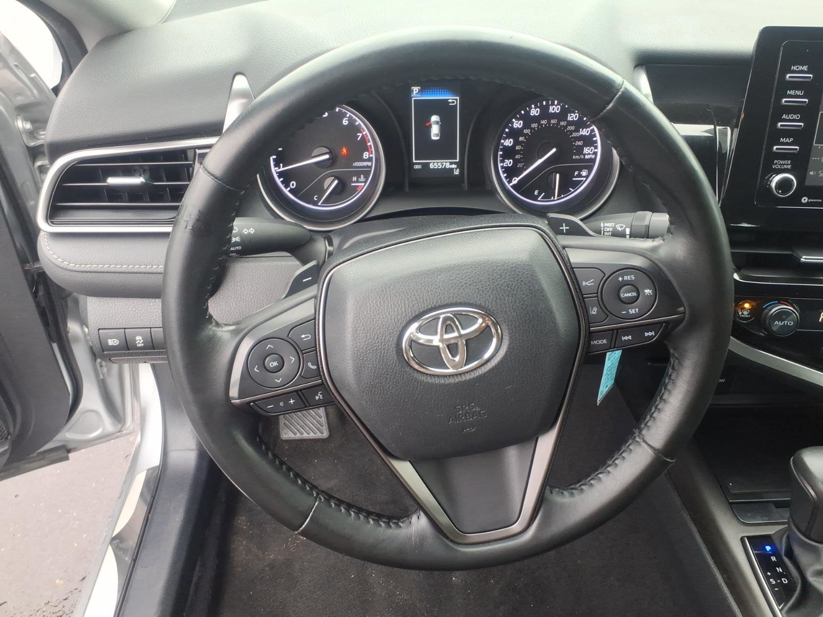 Used 2023 Toyota Camry SE image 14