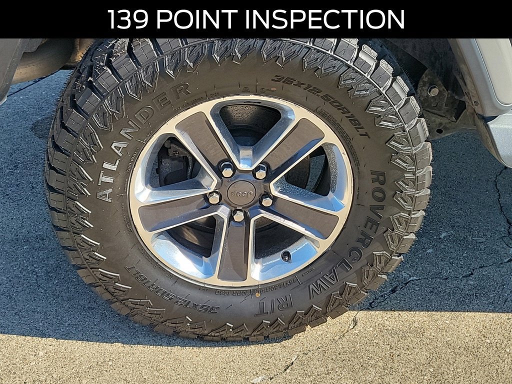 Used 2019 Jeep Wrangler Unlimited Sahara AWD/4WD image 5