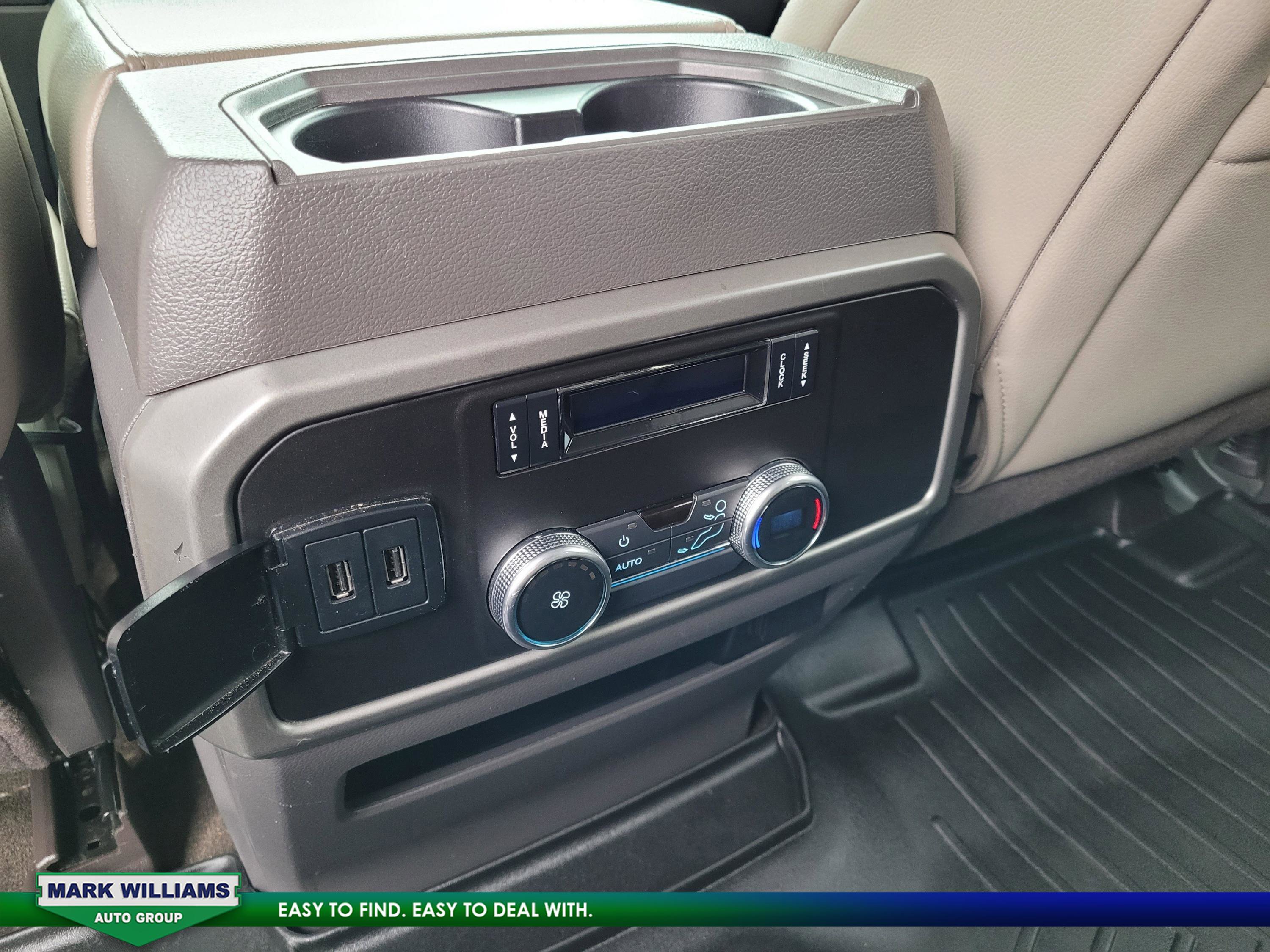 Certified 2019 Ford Expedition XLT w/ Equipment Group 201A image 14